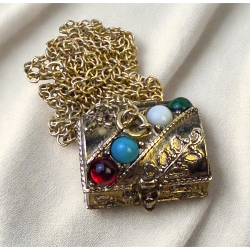 Vintage Avon Gold Tone Treasure Chest Locket Necklace Multi Color Cabochon Trunk